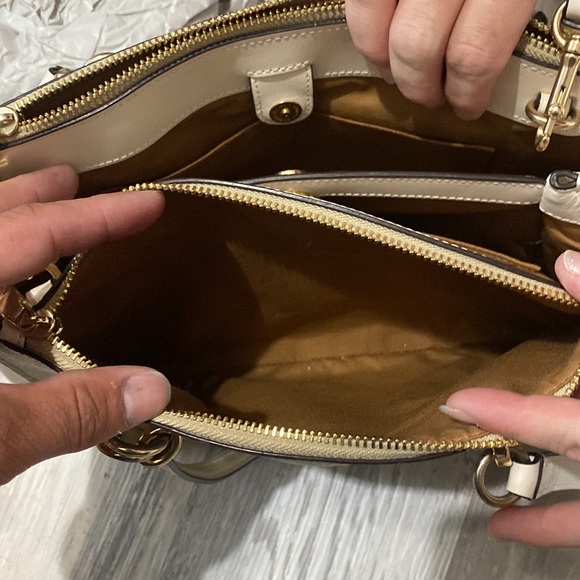 Womens coach purse with matching wallet - Picture 5 of 9